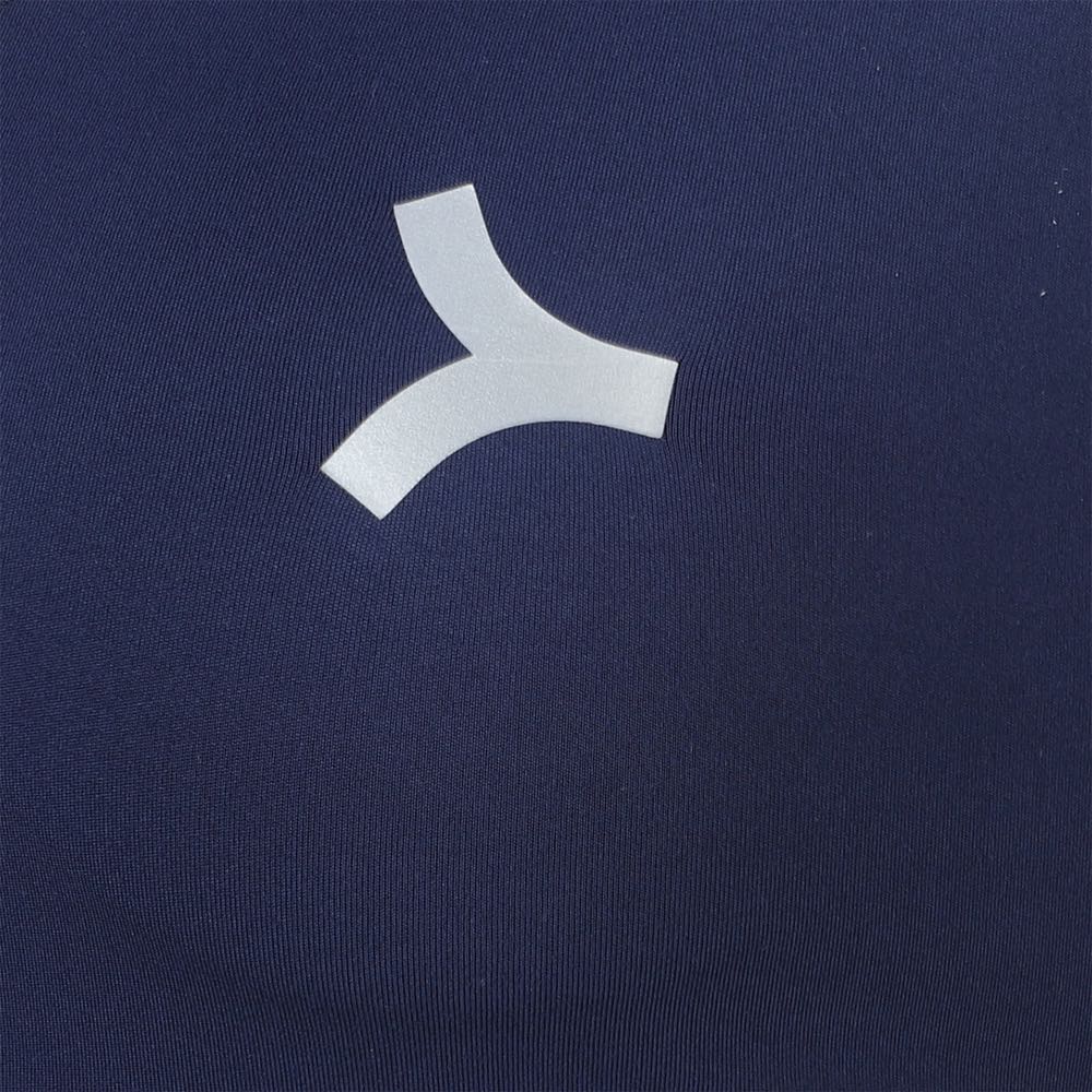 Top Onboard Alison Mujer