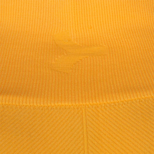 Short Onboard Alien Mujer